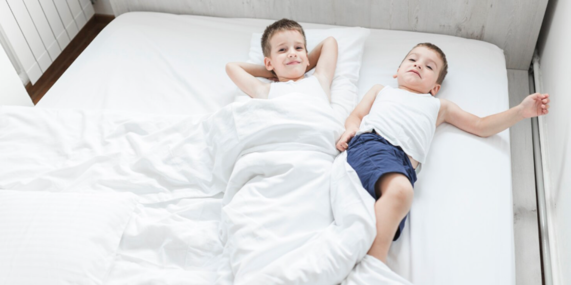 The Pros and Cons of Memory Foam vs. Innerspring Mattresses